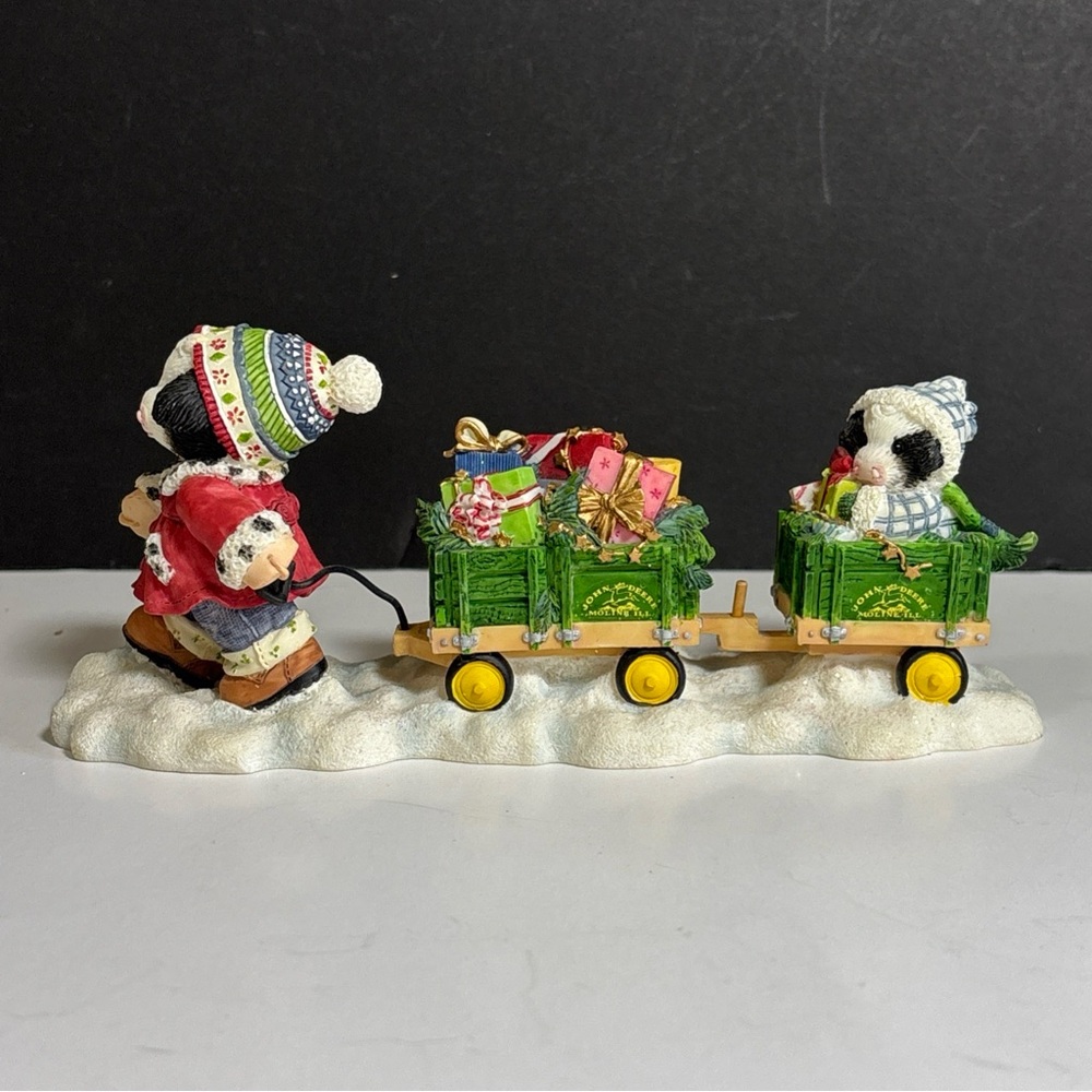 John Deere Marys Moo Moos "Moo What Fun It Is To Ride" 2001, no damages 7 inch